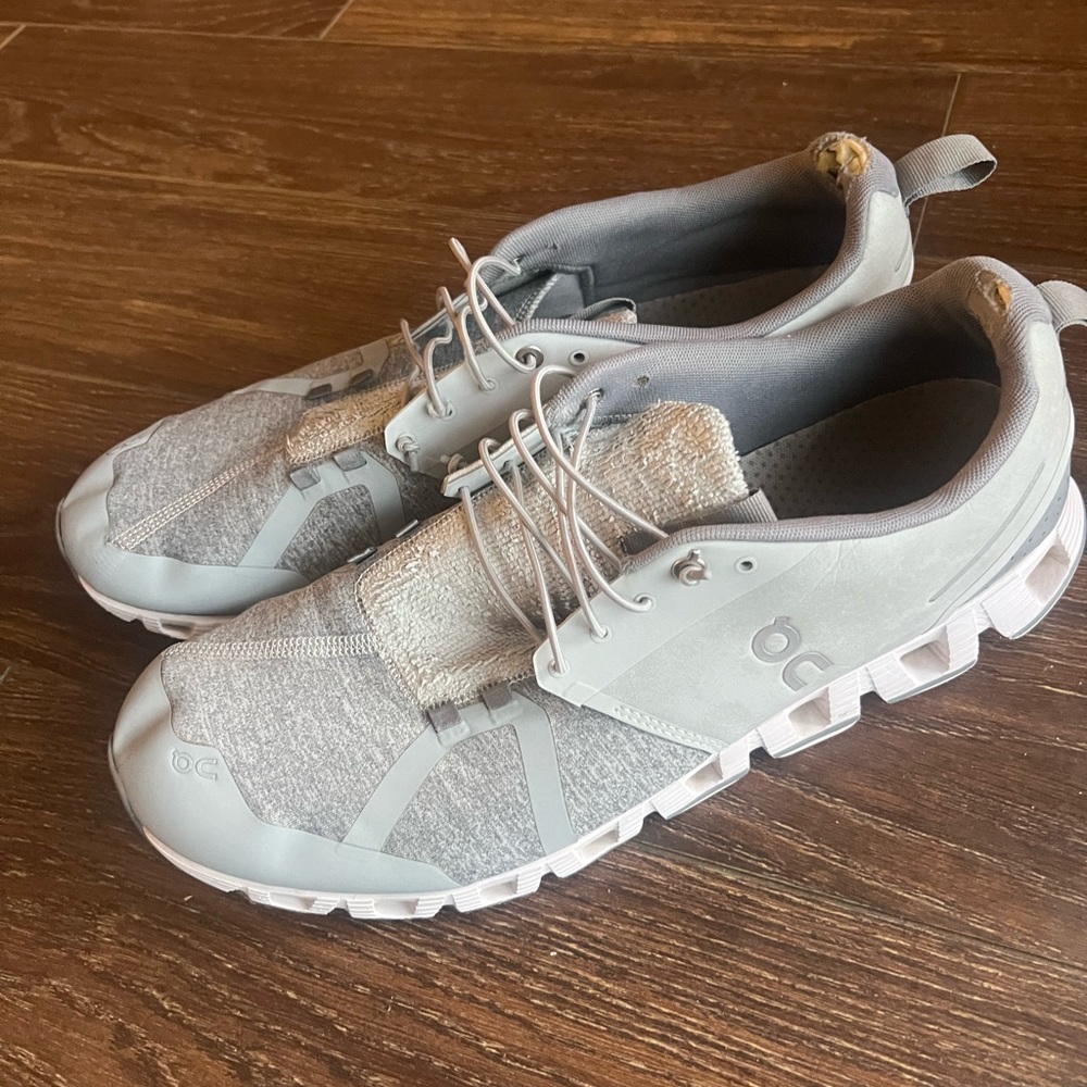 Men’s Gray On Cloud Athletic Sneakers